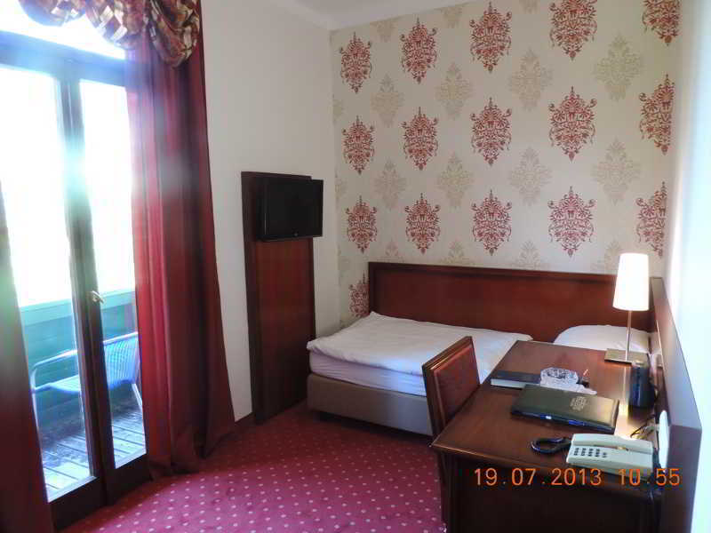 Hotel Kaiser Franz Josef Мильстат Экстерьер фото